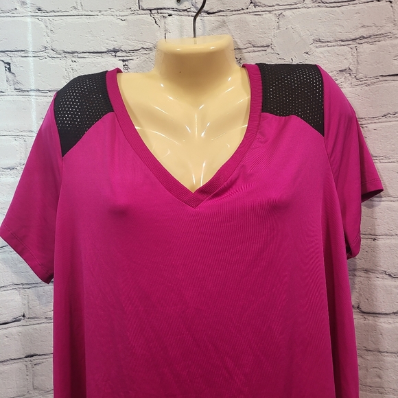 Torrid Magenta Active Tee - Picture 5 of 7